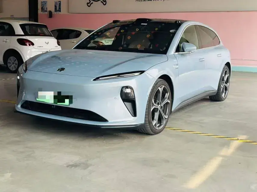 2024 NIO ET5T BEV 75KWH