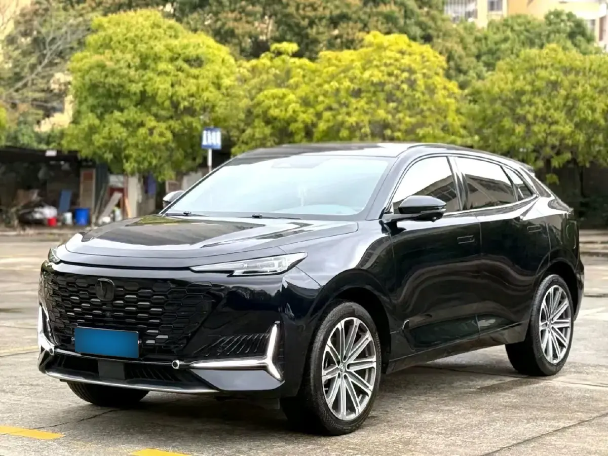 2021 ChangAn UNI-K 2.0T 233HP L4 8AT