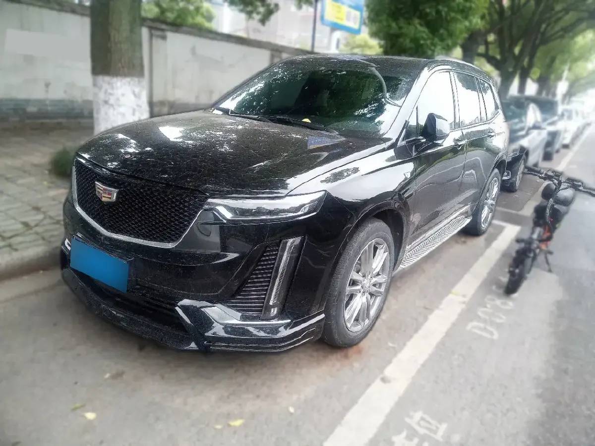 2022 Cadillac XT6 2.0T 237HP L4 9AT