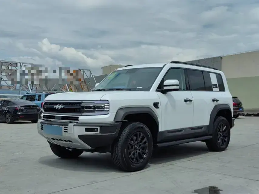 2023 FangChengBao Bao 5 1.5T 194HP L4 E-CVT PHEV 31.8KWH