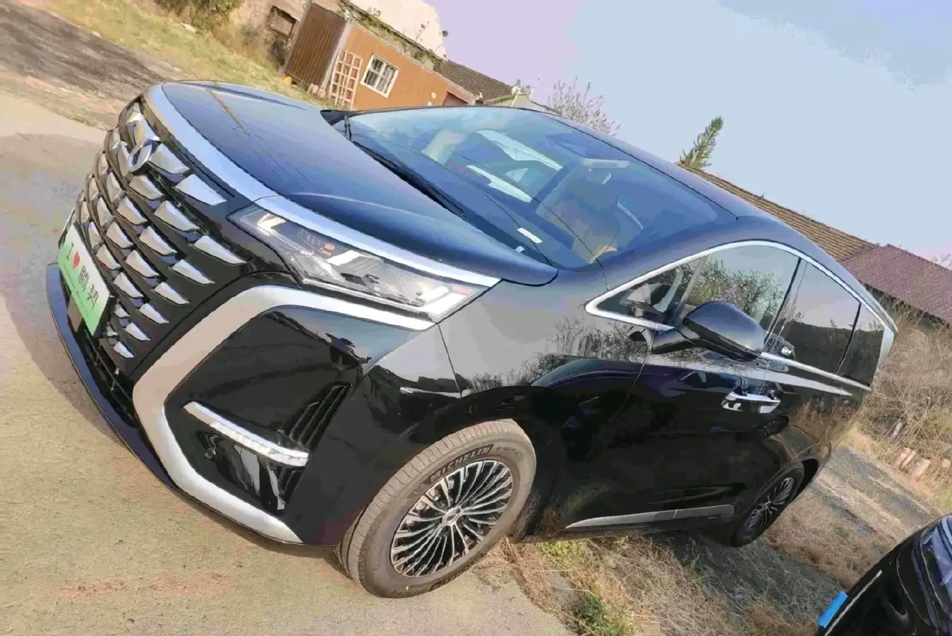 2025 Denza D9 1.5T 156HP L4 E-CVT PHEV 40KWH