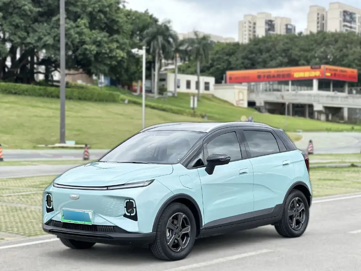 2023 Geometry E BEV 39.4KWH