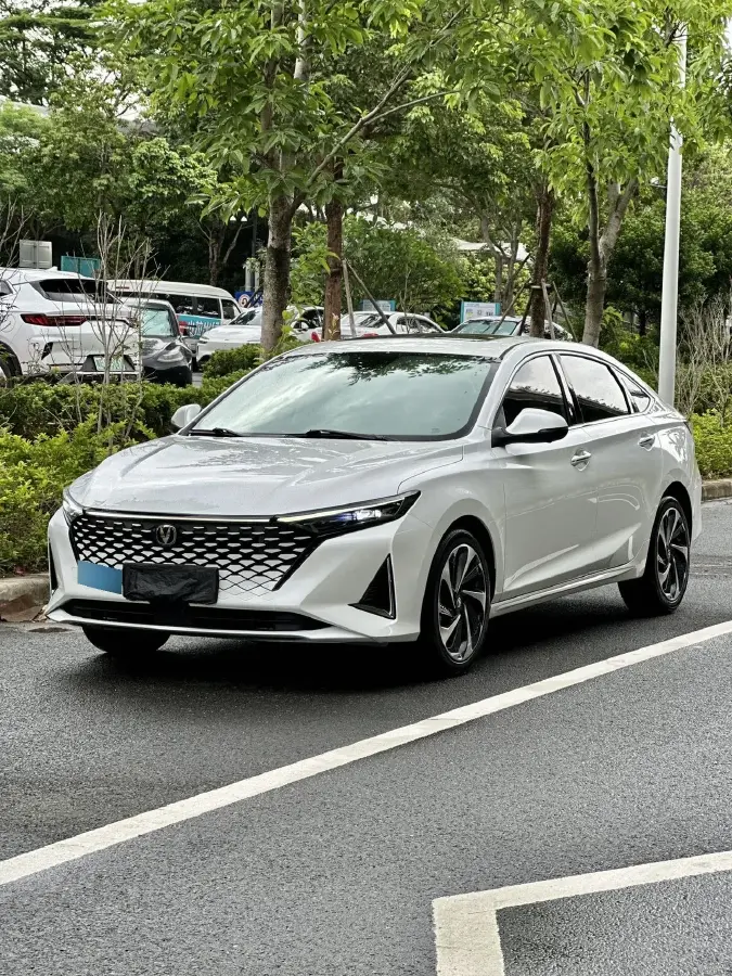 2023 ChangAn Raeton Plus 1.5T 188HP L4 7DCT
