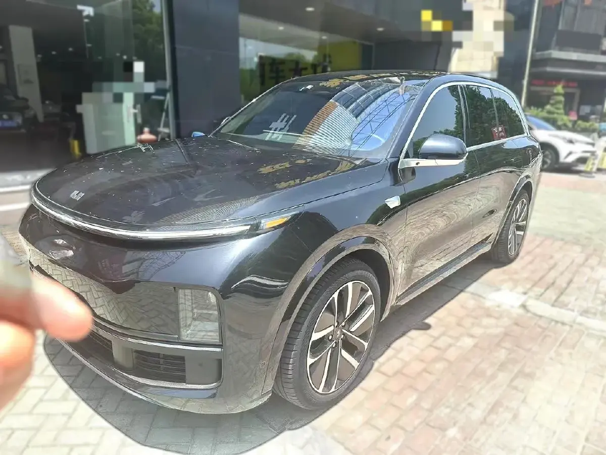 2023 Li L8 Range Extended 154HP REEV 40.9KWH