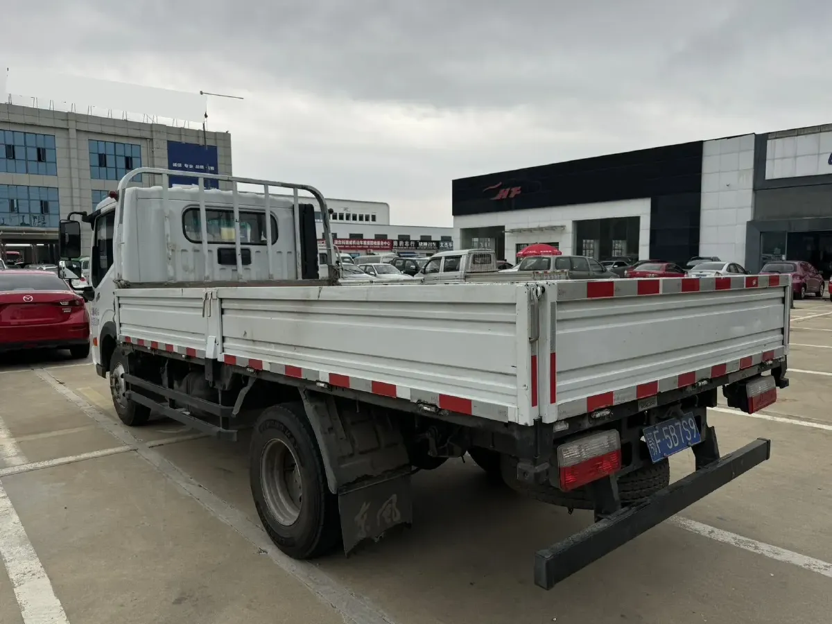 2015 Dongfeng DongFeng Pickup 2.4T 82HP L4 5MT,autocango,china used car exporter,china ev exporter,chinese used car exporter,chinese used ev exporter