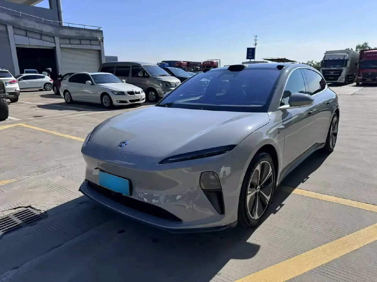 2024 NIO ET5T BEV 75KWH