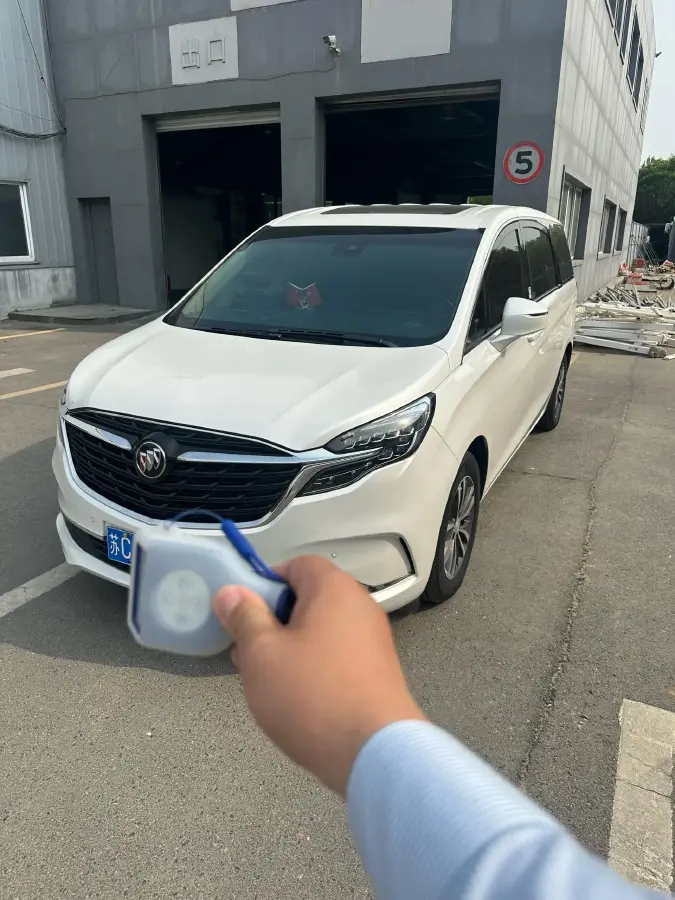 2021 Buick GL8 2.0T 237HP L4 9AT