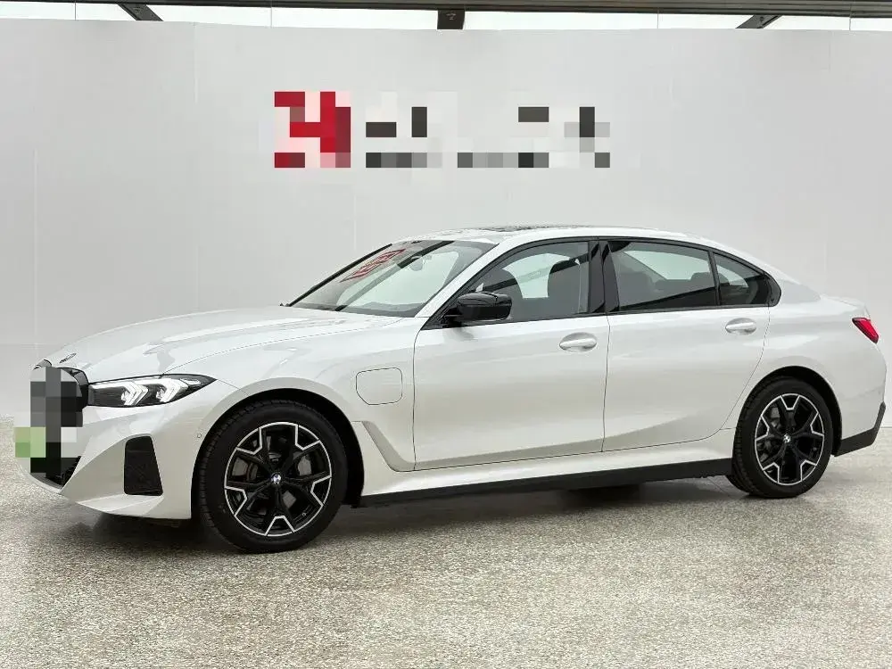 2025 BMW i3 BEV 79.05KWH