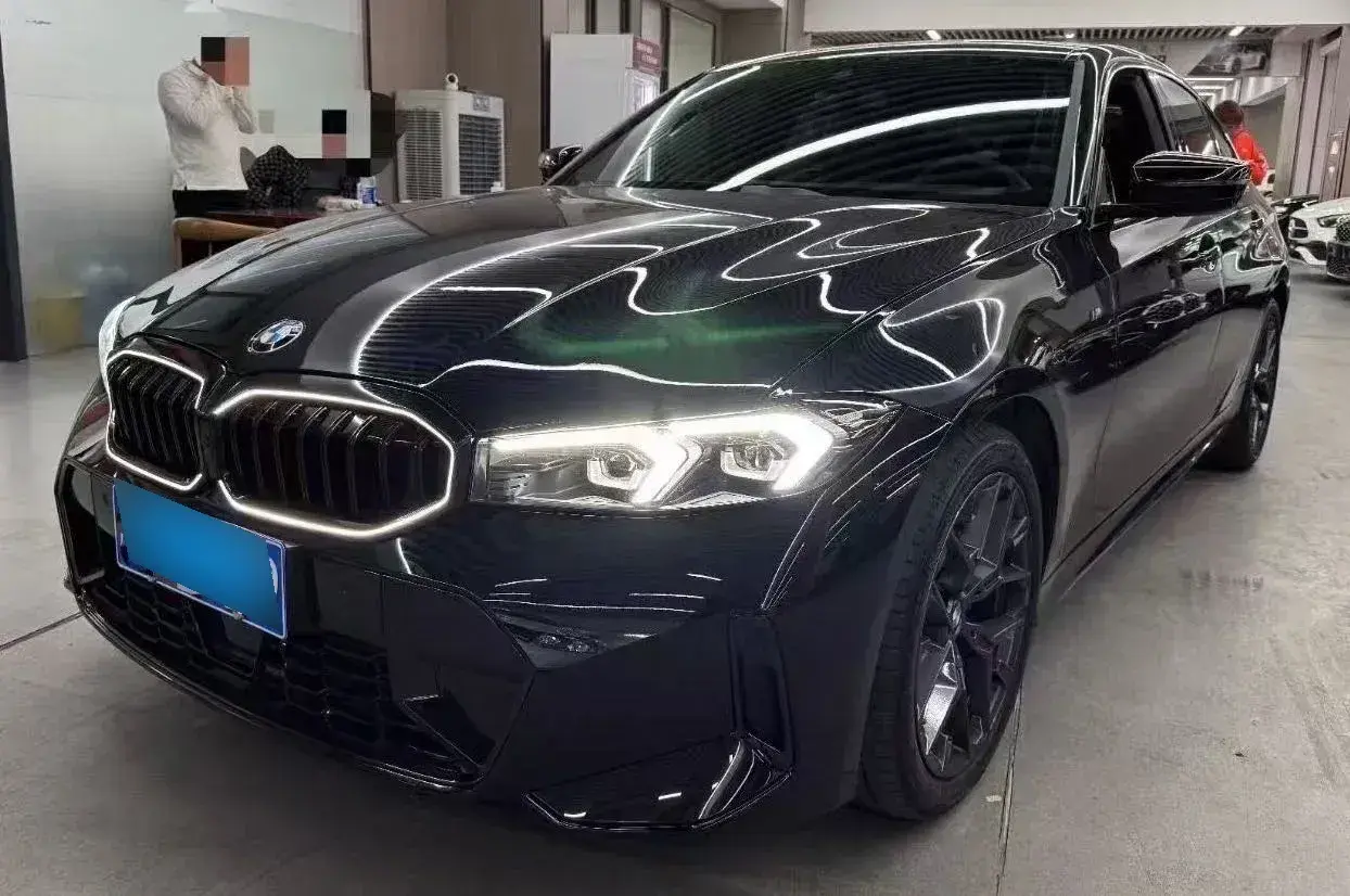 2025 BMW 3 Series 2.0T 245HP L4 8AT