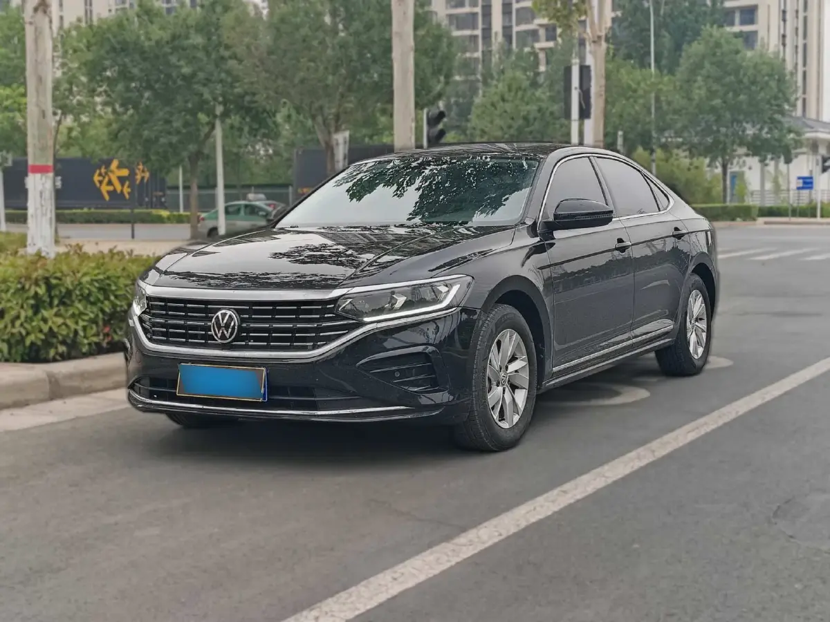 2024 Volkswagen Passat 1.4T 150HP L4 7DCT