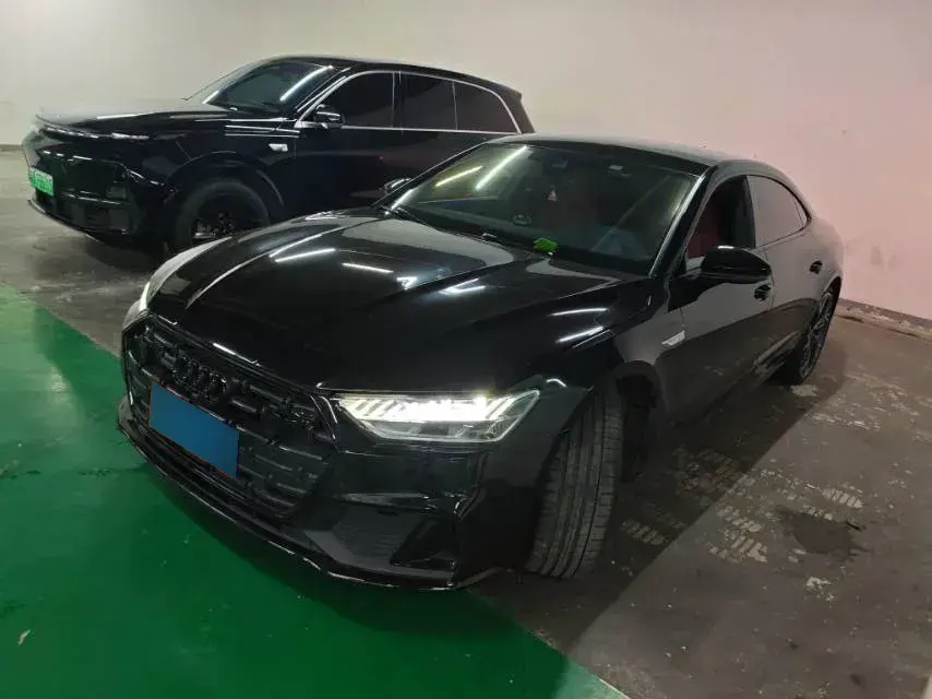 2024 Audi A7L 2.0T 245HP L4 7DCT