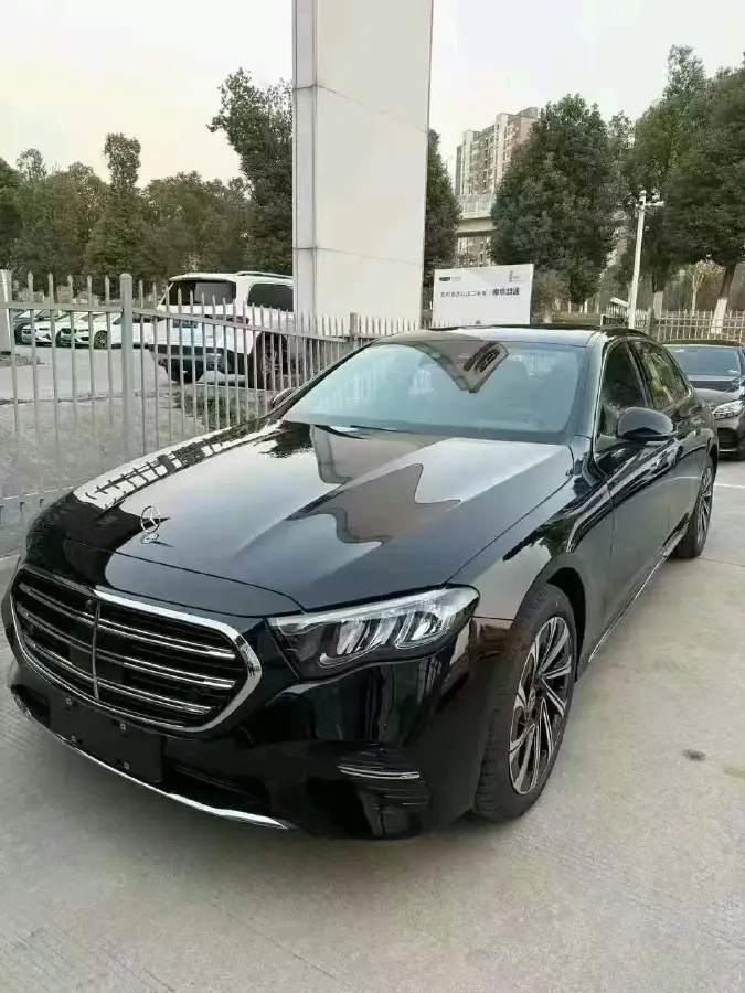 2025 Mercedes-Benz E Class 2.0T 258HP L4 9AT