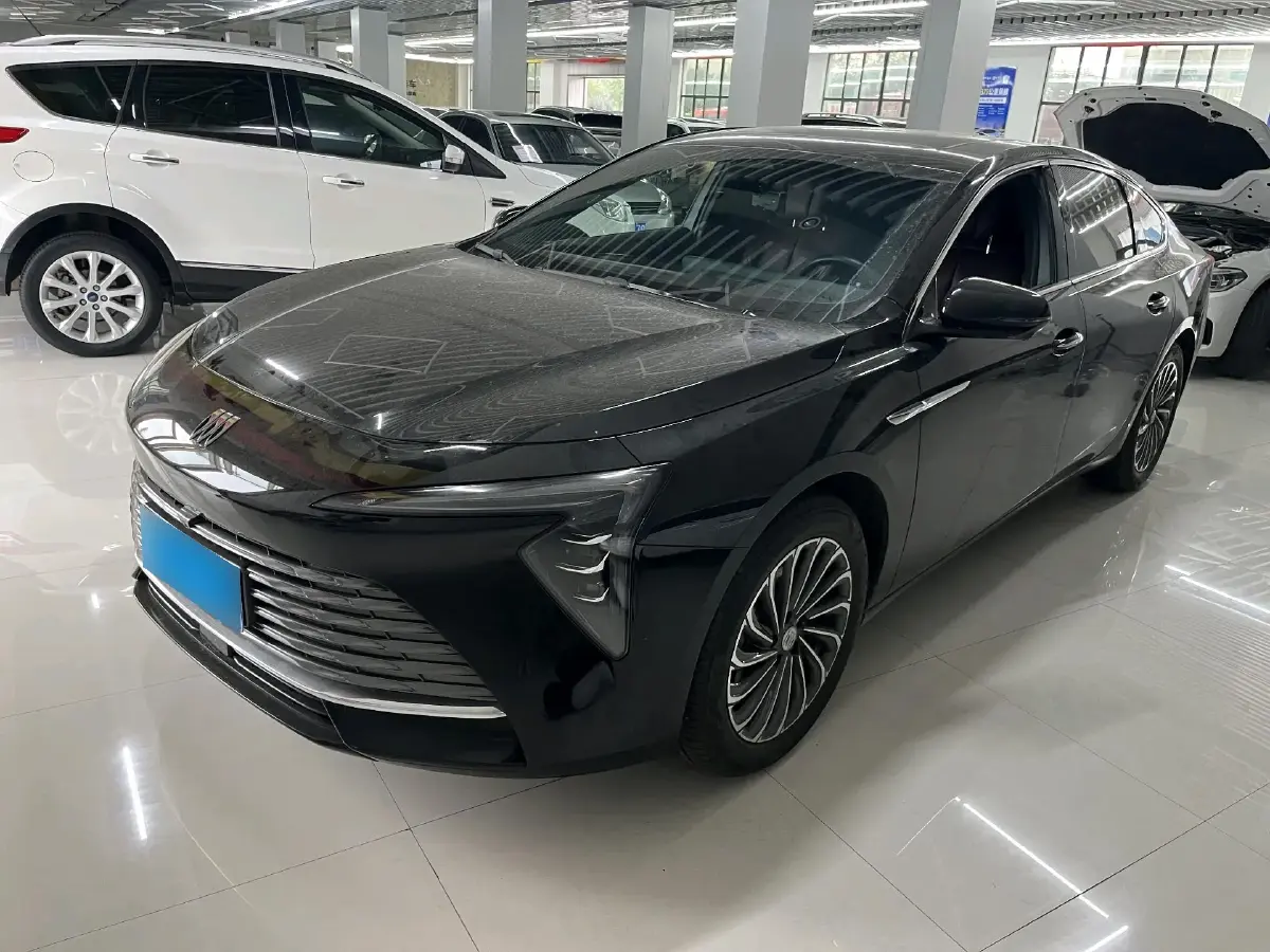 2023 Buick Larcosse 2.0T 237HP L4 9AT