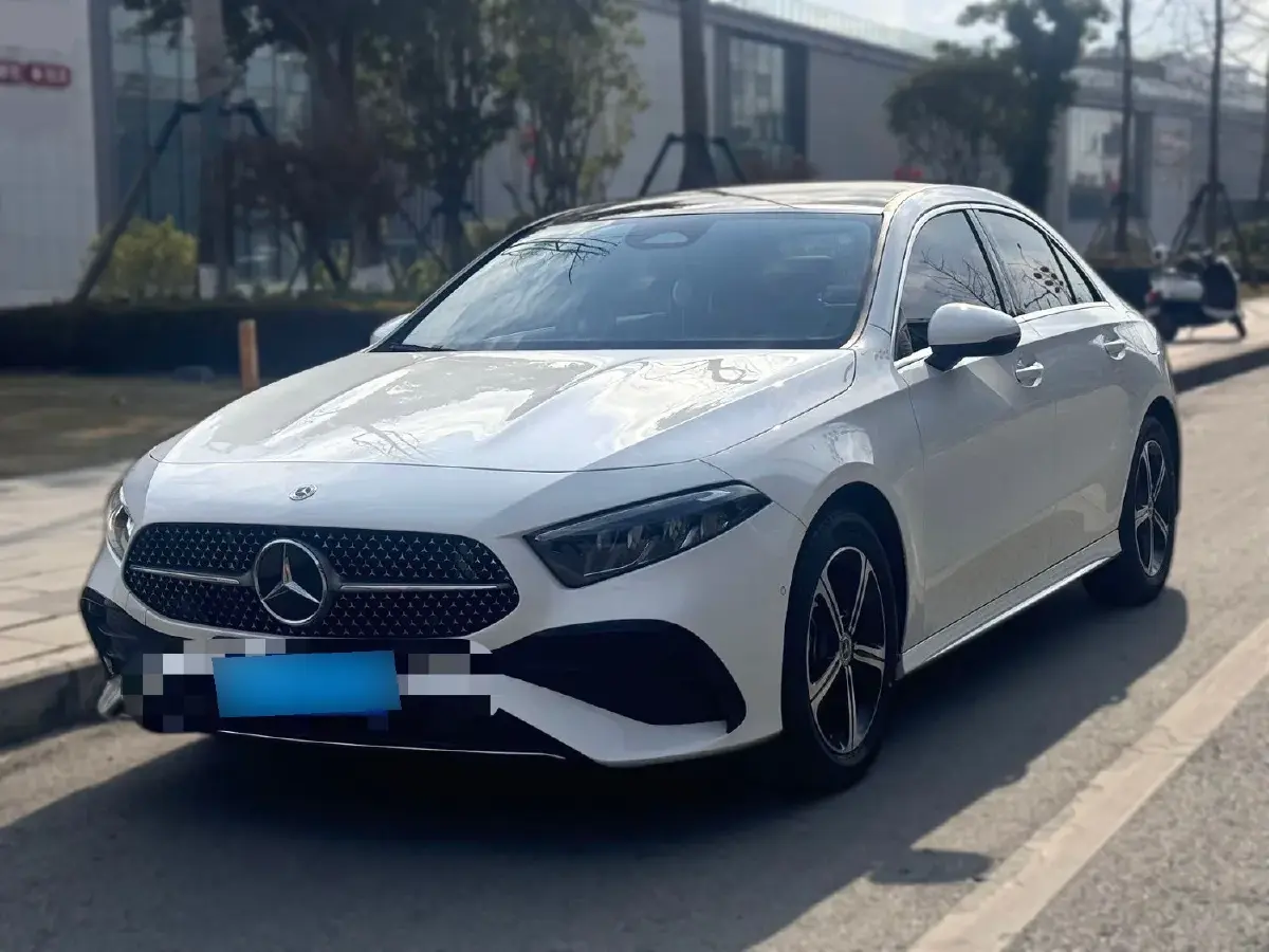 2024 Mercedes-Benz A Class 1.3T 163HP L4 7DCT