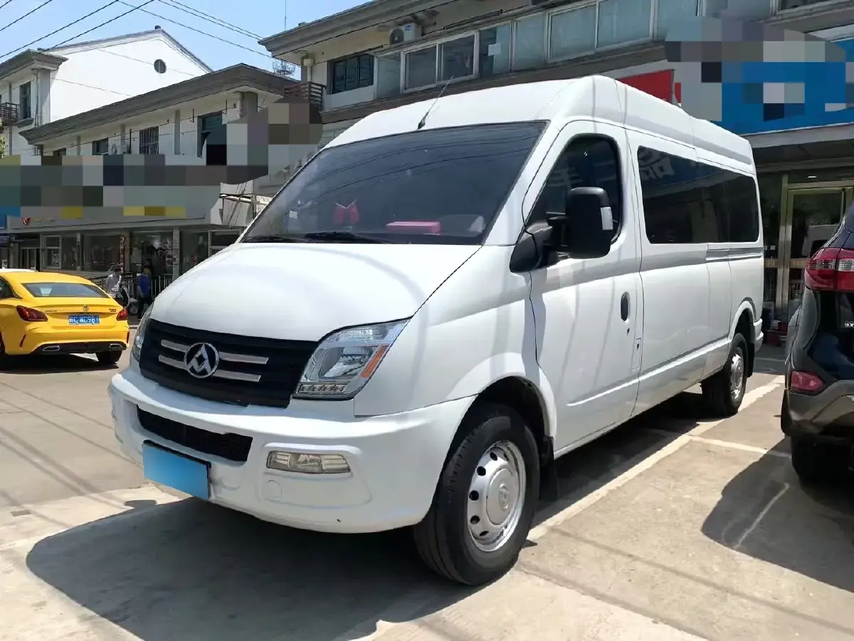 2021 MAXUS XinTu V80 2.0T 127HP L4 6AMT