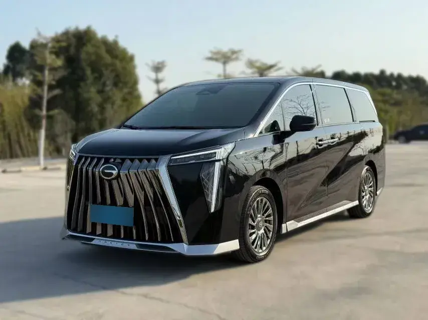 2024 GAC Trumpchi M8 2.0T 190HP L4 E-CVT Hybrid