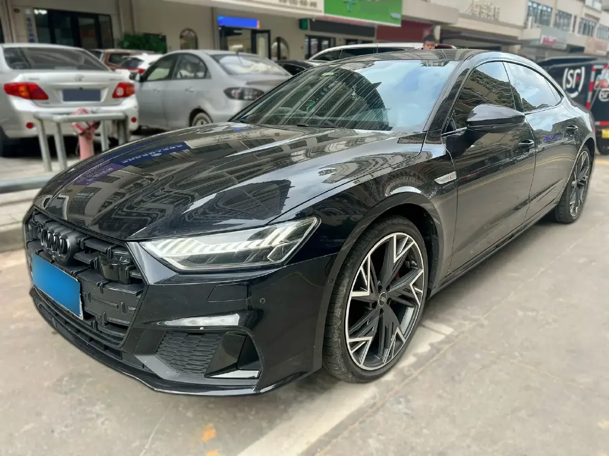 2024 Audi A7L 2.0T 245HP L4 7DCT