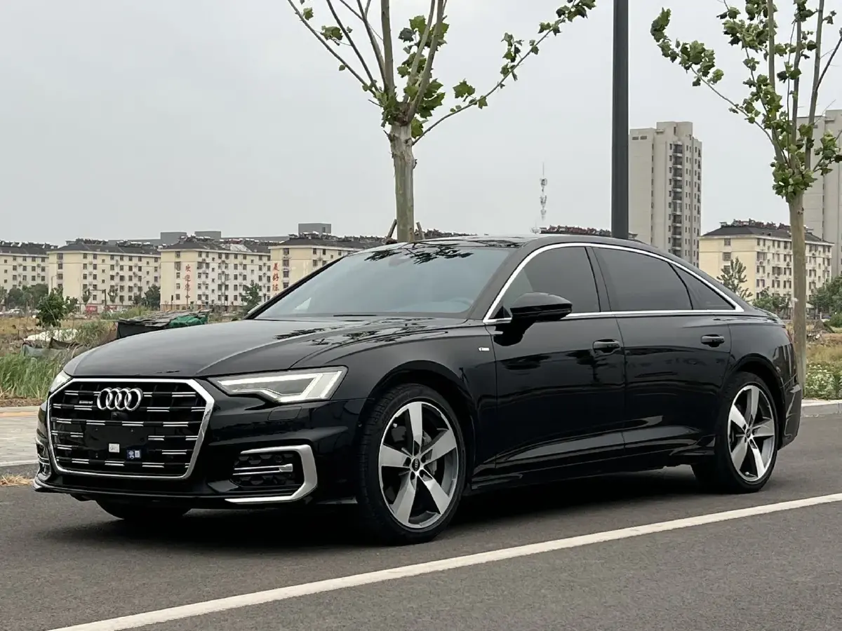 2023 Audi A6L 2.0T 245HP L4 7DCT