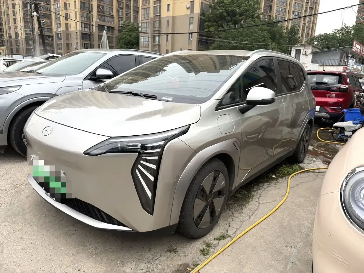 2023 Aion Y BEV 68.2KWH