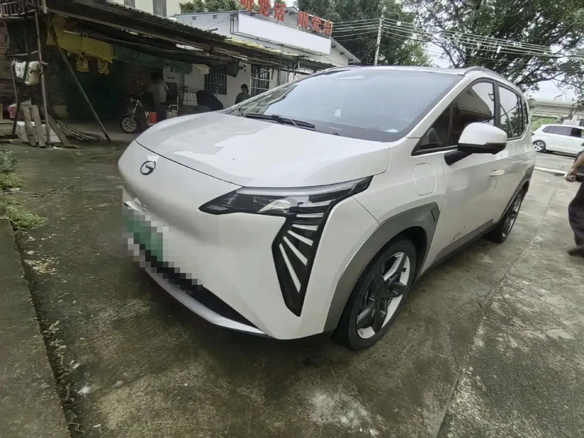 2023 Aion Y BEV 61.7KWH