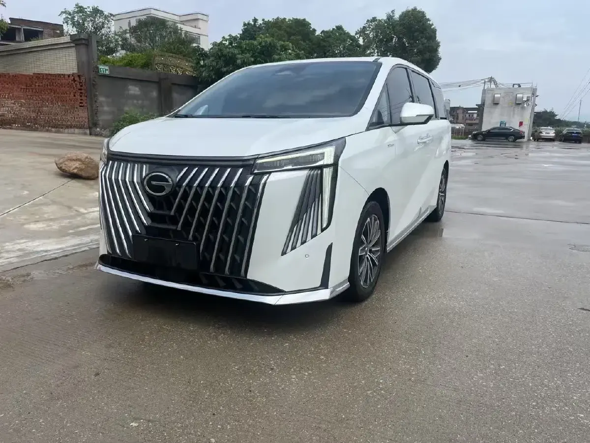 2023 GAC Trumpchi M8 2.0T 252HP L4 8AT