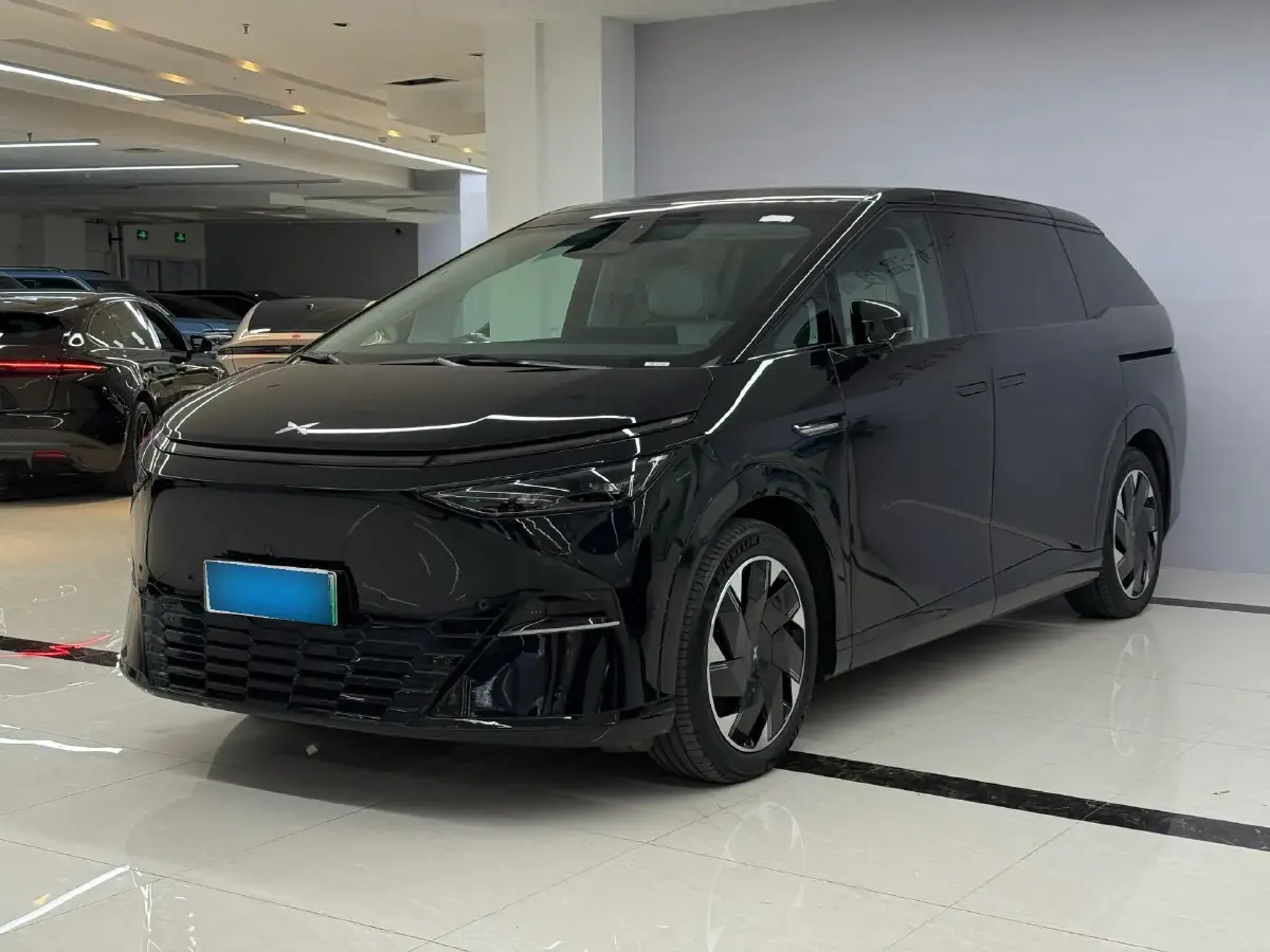 2024 Xpeng X9 BEV 101.5KWH