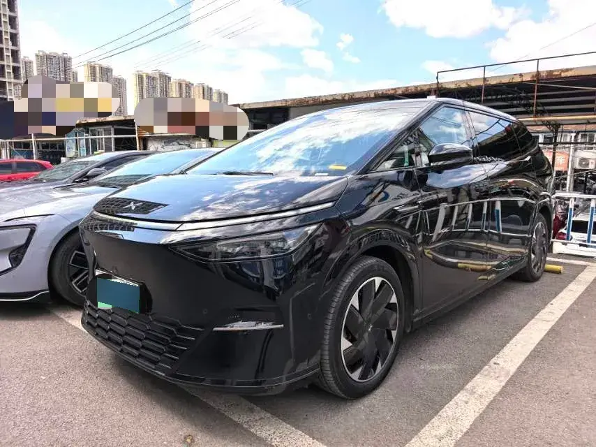 2024 Xpeng X9 BEV 101.5KWH