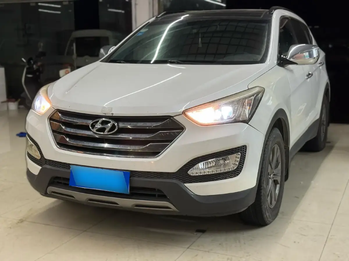 2013 Hyundai Santafe 2.4L 189HP L4 6AT