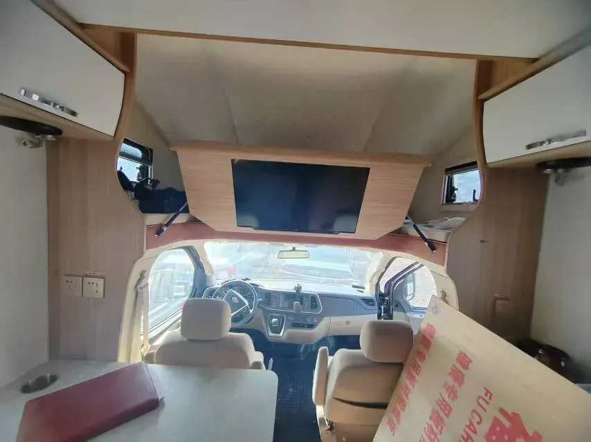 2021 MAXUS V80 RV 2.0T 139HP L4 6AMT,autocango,china used car exporter,china ev exporter,chinese used car exporter,chinese used ev exporter