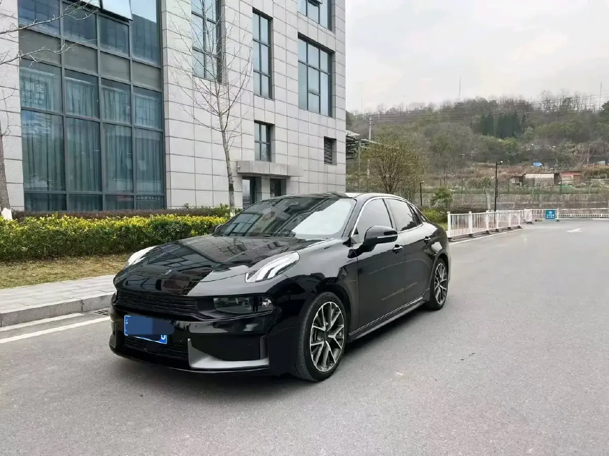 2022 LYNK&CO 03 2.0T 190HP L4 7DCT