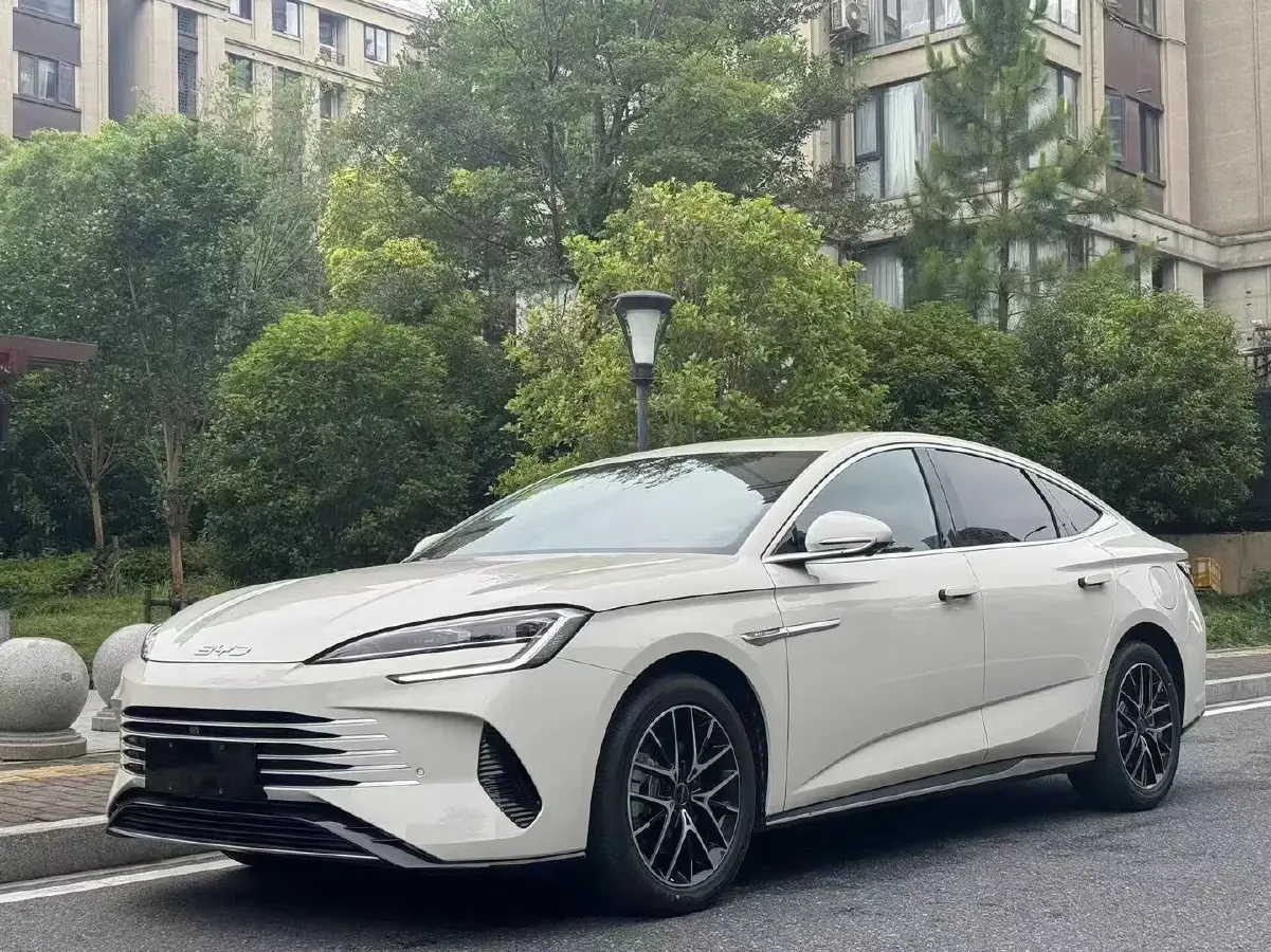 2024 BYD Seal 1.5T 139HP L4 E-CVT PHEV 17.6KWH