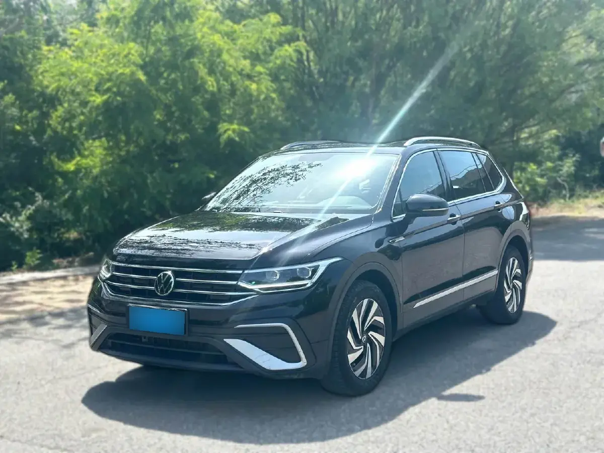 2023 Volkswagen Tiguan L 1.5T 160HP L4 7DCT