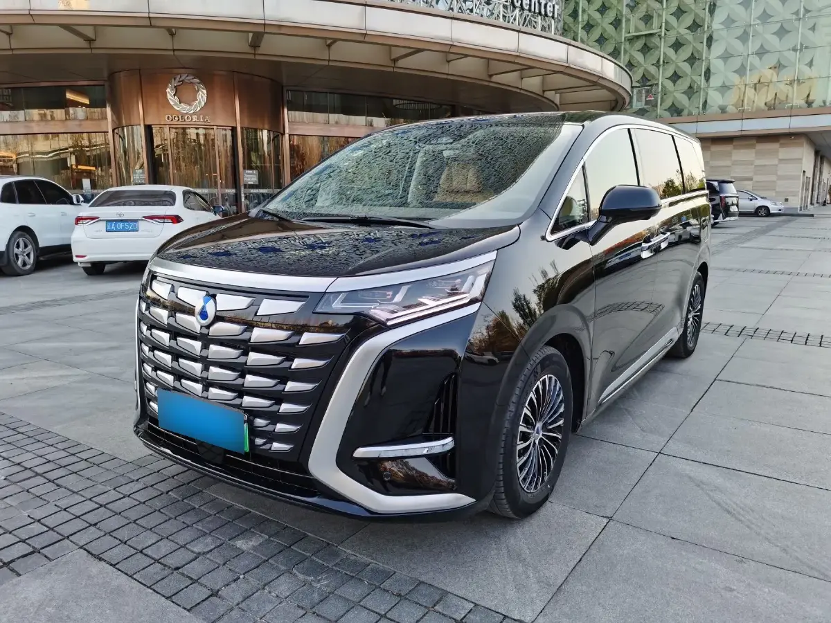 2022 Denza D9 1.5T 139HP L4 E-CVT PHEV 40.06KWH