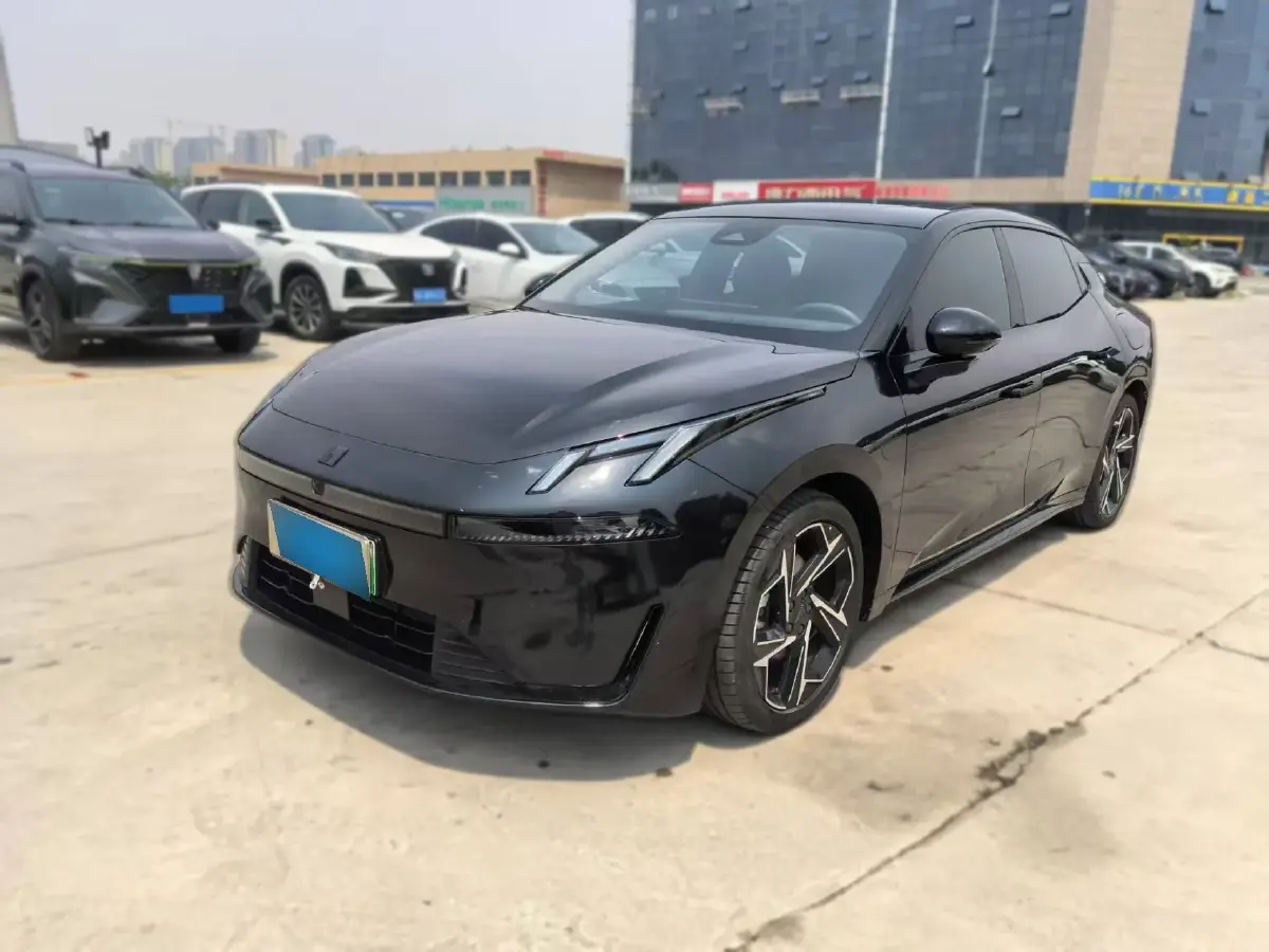 2024 LYNK&CO 07 EM-P 1.5T 163HP L4 3DHT PHEV 18.99KWH