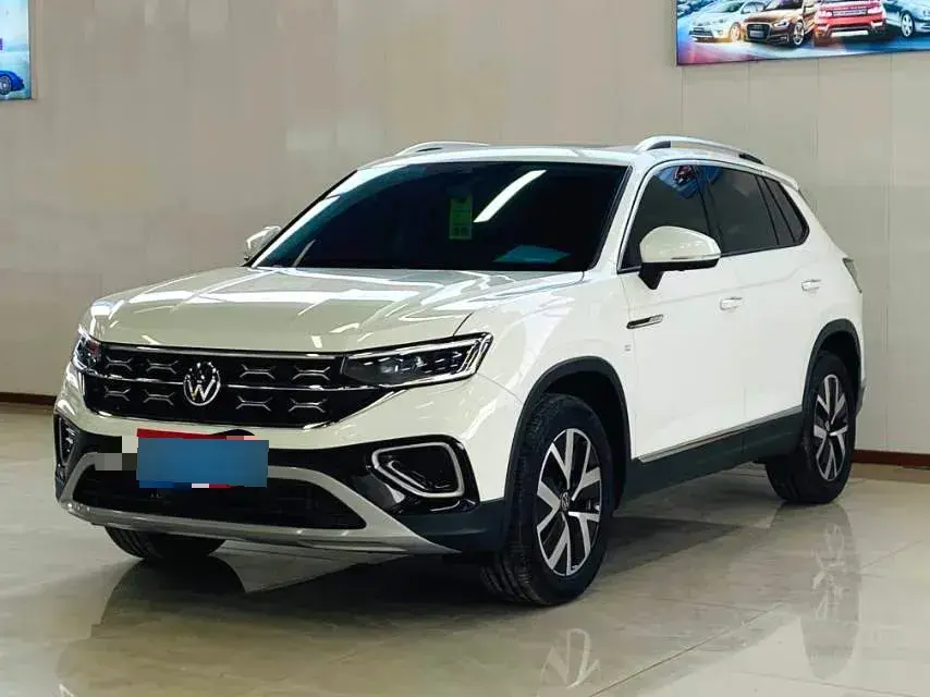 2023 Volkswagen Tayron 2.0T 186HP L4 7DCT