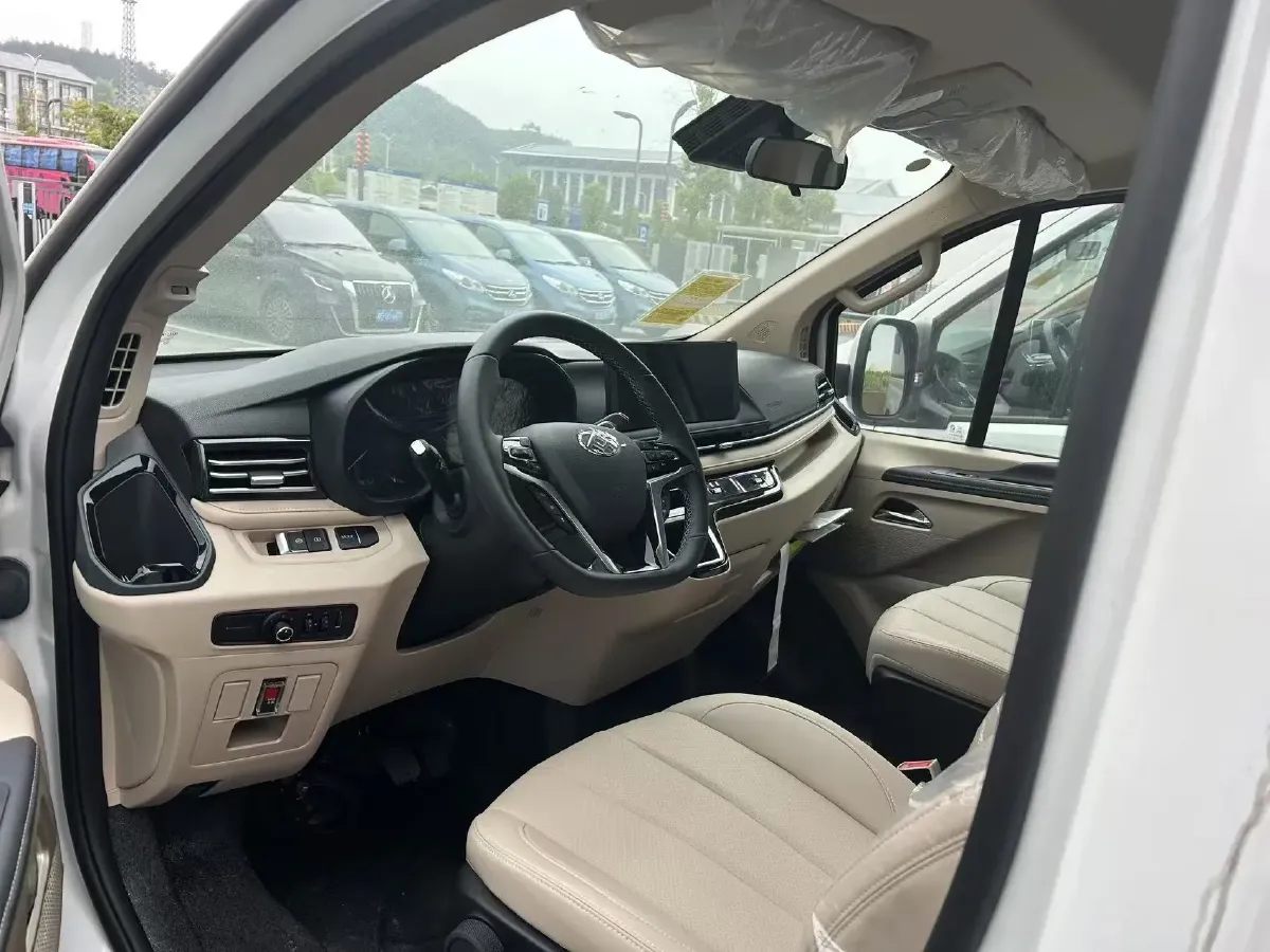 2024 MAXUS XinTu EV70 BEV 88KWH,autocango,china used car exporter,china ev exporter,chinese used car exporter,chinese used ev exporter