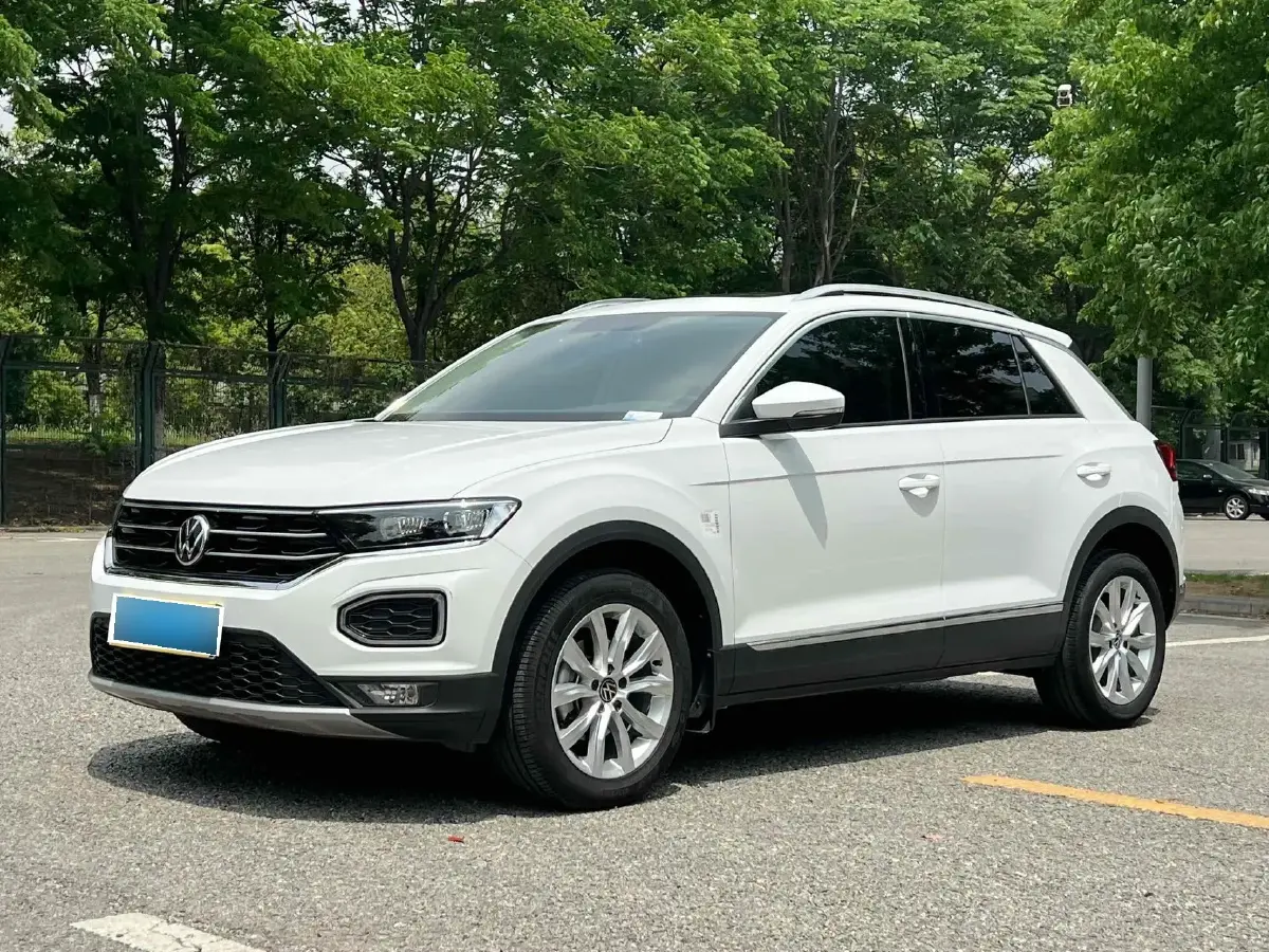 2022 Volkswagen T-Roc 1.4T 150HP L4 7DCT