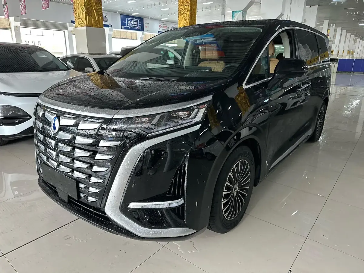 2024 Denza D9 1.5T 139HP L4 E-CVT PHEV 40KWH