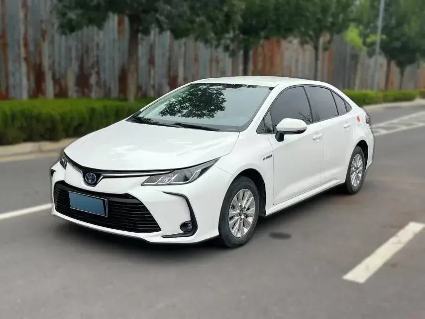2022 Toyota Corolla 1.8L 98HP L4 E-CVT Hybrid