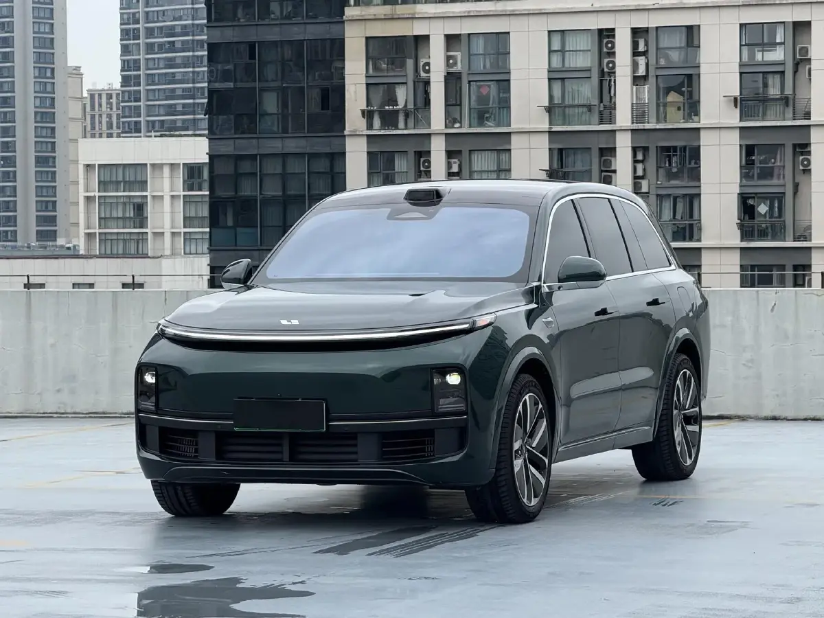 2023 Li L8 Range Extended 154HP REEV 40.9KWH