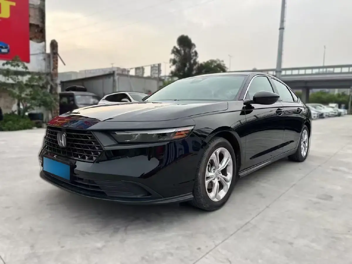 2023 Honda Accord 1.5T 192HP L4 CVT
