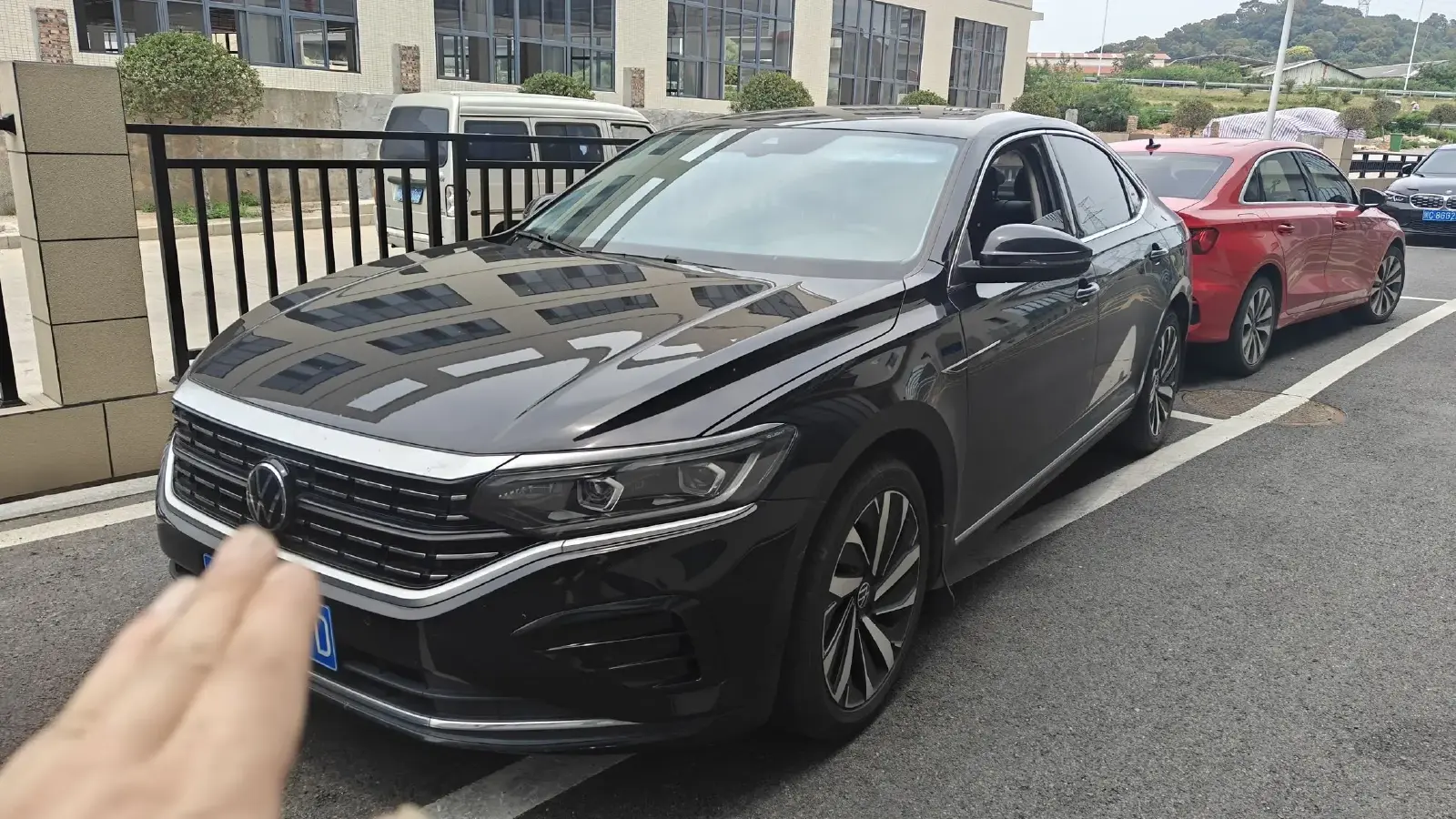 2022 Volkswagen Passat 2.0T 186HP L4 7DCT