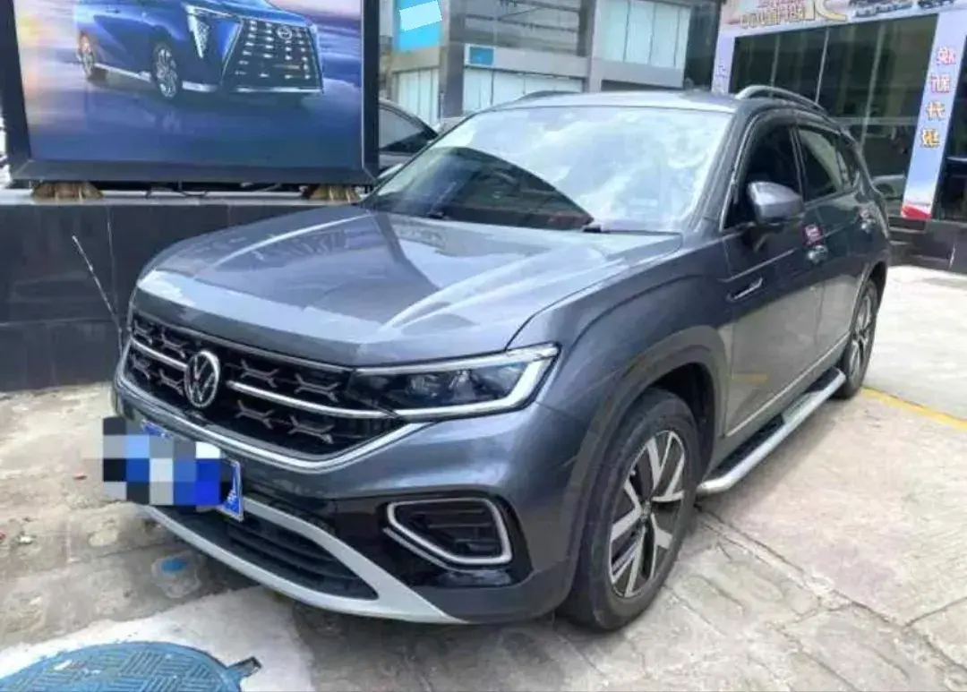 2023 Volkswagen Tayron 2.0T 186HP L4 7DCT