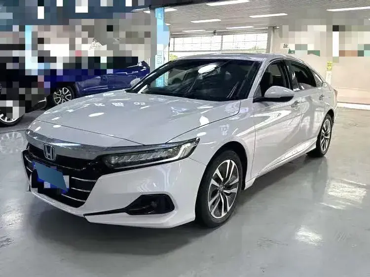 2022 Honda Accord 2.0L 146HP L4 E-CVT Hybrid