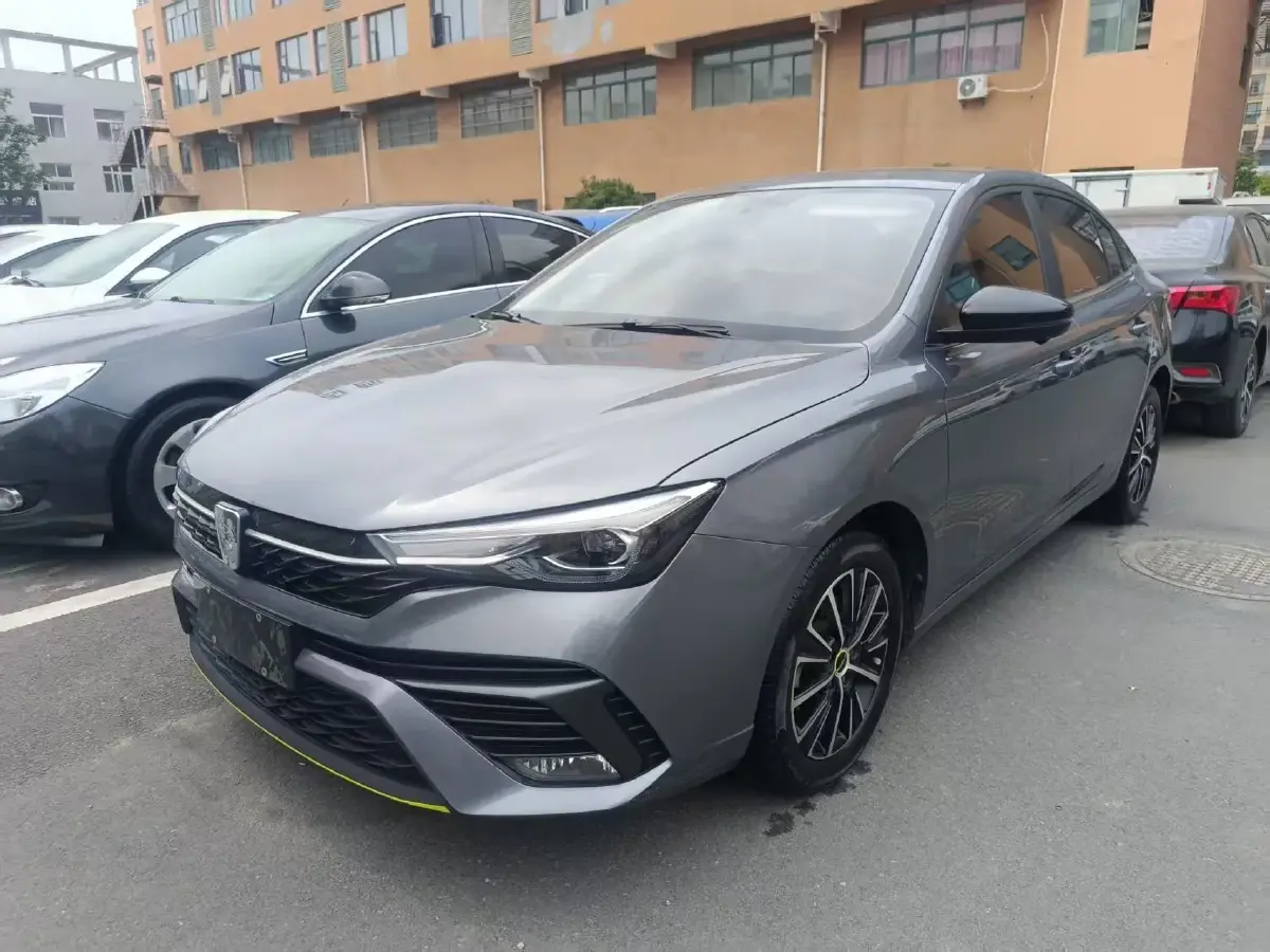 2021 Roewe i5 1.5L 120HP L4 CVT