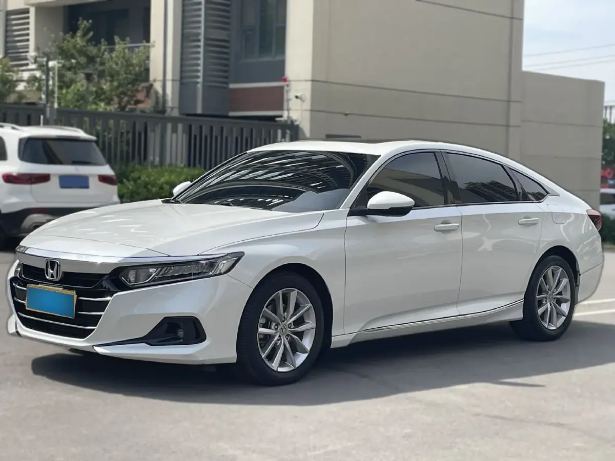 2022 Honda Accord 1.5T 194HP L4 CVT
