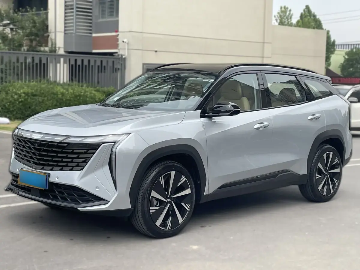 2023 Geely StarRay 1.5T 181HP L4 7DCT