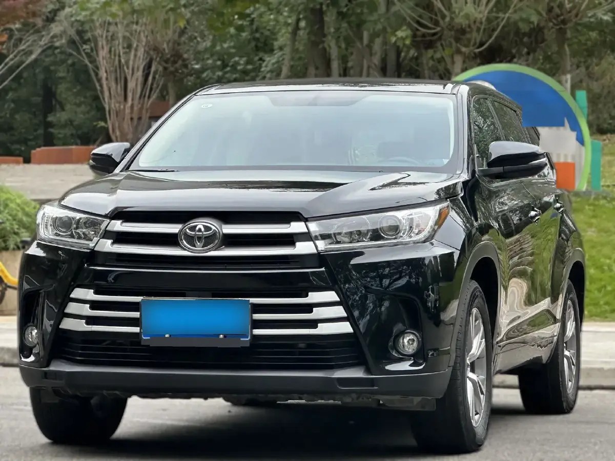 2021 Toyota Highlander 2.0T 220HP L4 6AT