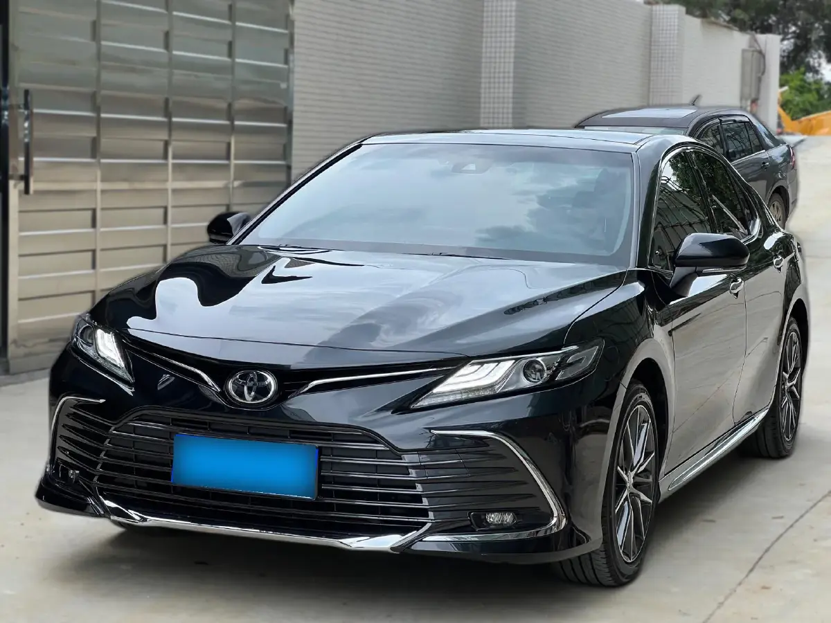 2023 Toyota Camry 2.5L 207HP L4 8AT