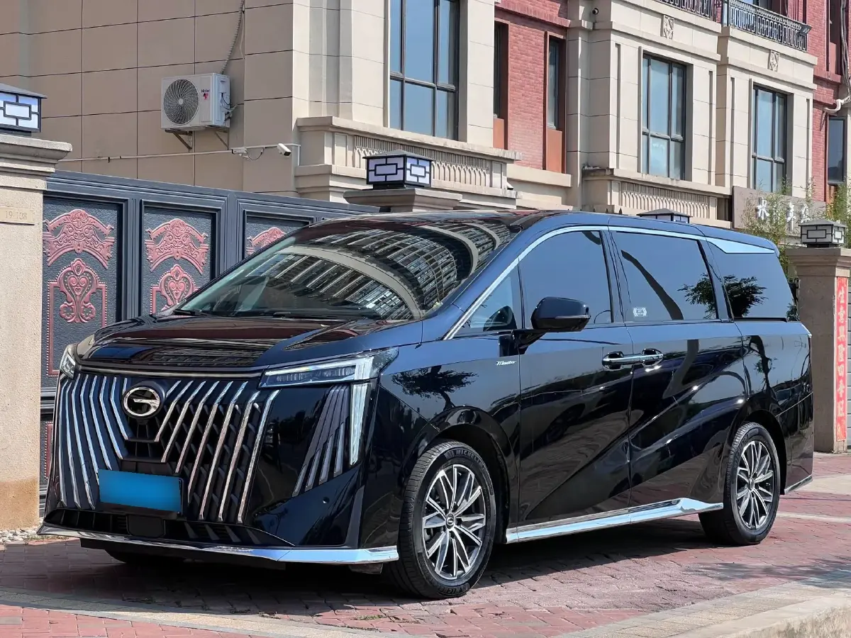 2023 GAC Trumpchi M8 2.0T 252HP L4 8AT